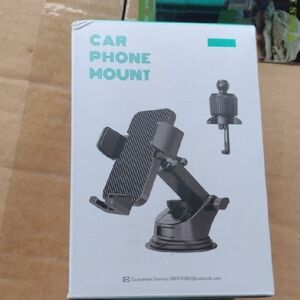 Car Phone Mount in Black NWT